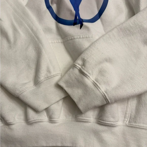 Megan Trainor Concert Hoodie - Picture 3 of 6